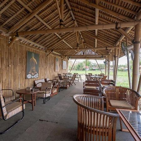 Oyo 2380 Alea Guesthouse Muntilan Luaran gambar