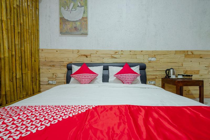 Oyo 2380 Alea Guesthouse Muntilan Luaran gambar