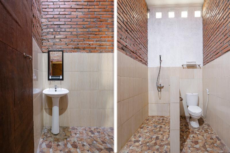 Oyo 2380 Alea Guesthouse Muntilan Luaran gambar